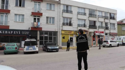 Eşinin Evine Tüfekle Ateş Açan Şahıs Tutuklandı