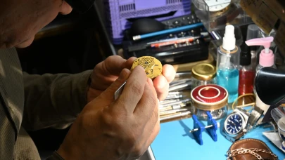 Eskişehirli Usta: Akıllı Saatler, Geleneksel Saatçiliği Bitiriyor