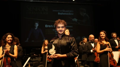 Eskişehir Senfoni Orkestrası’ndan Alkışlarla Taçlanan Performans