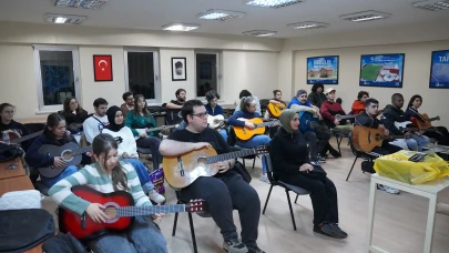 Tepebaşı Belediyesi 29 Ekim Gençlik Merkezi’nde Eğitimler Yoğun İlgi Görüyor
