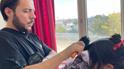 Köy Okullarında Ücretsiz Tıraş Etkinliği Öğrencileri Sevindirdi