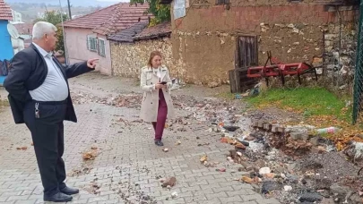 Bilecik’te Sağanak Sonrası Sokaklar Taş ve Kaya Parçalarıyla Kaplandı