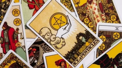 24 Ekim Cuma günü seni neler bekliyor? Günlük Tarot kart açılımı! 24 Ekim 2025 Günlük Tarot Falı