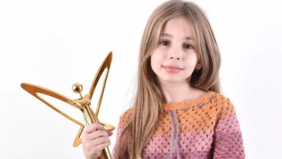 Azra Aksu kimdir, kaç yaşında, aslen nereli? İşte küçük yıldızın hayatı