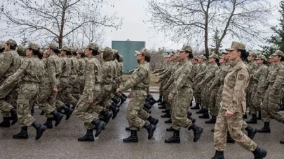 Kadınlara askerlik onaylandı mı?