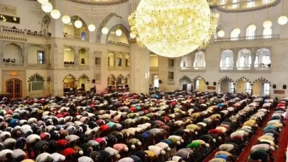 Cuma Namazı 3 Ekim Saatleri: İstanbul, Ankara ve İzmir İçin Diyanet Vakitleri