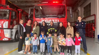 Eskişehir’de Minikler İtfaiyecilik Haftası’nda Mesleği Yerinde Tanıdı