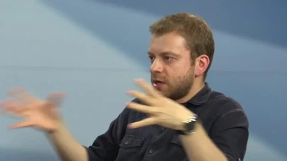 Emrah Gülsunar Kimdir, Neden Gözaltına Alındı? Akademisyenin Eğitim Hayatı ve Kariyeri