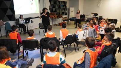 Tepebaşı Çocuk Senfoni Orkestrası Çocuklara Müziği Sevdiriyor