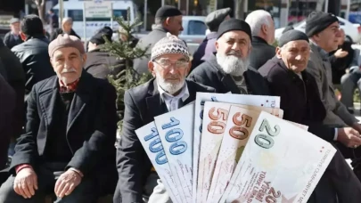 Emekli Maaşları 2026’da Ne Kadar Olacak? Erdursun’dan Çarpıcı Tahmin!