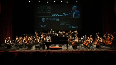 Eskişehir Senfoni Orkestrası Yeni Sezonu Unutulmaz Bir Konserle Açıldı