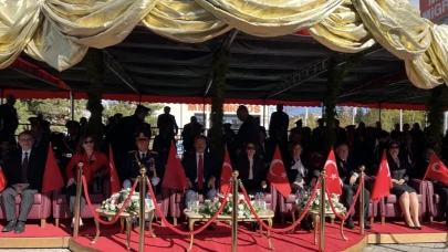 Cumhuriyet’in 102. Yılı Eskişehir’deki Resmi Geçit Töreni Başladı