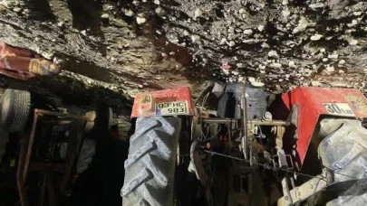 Devrilen traktörün altında kalan genç adam yaşamını yitirdi