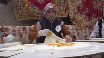 Eskişehir Panayırında Bal Kabaklı Gözleme İlgi Odağı Oldu