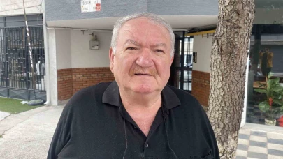 Evin çatısında tavus kuşu görüntülendi