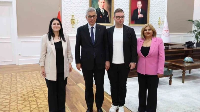 Otizmli Bireyler İçin Ruh Sağlığı ve Kriz Yönetimi Raporu Bakan Memişoğlu’na sunuldu