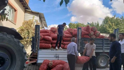Sivrihisar Çiftçilerinden İhtiyaç Sahiplerine Öşür Bağışı