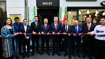 Eskişehir’de İlk Kez: Kazakistan Cumhuriyet Bayramı Resmî Törenlerle Kutlandı