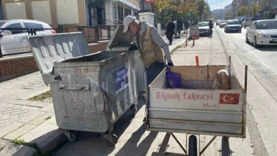 Eskişehir’de 68 Yaşındaki Adam  “Ekmek Teknesi”yle Hayat Mücadelesi Veriyor