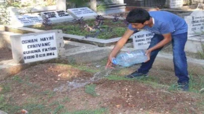 Mezara neden su dökülür?