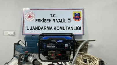 Eskişehir’de Kaçak Kazı Operasyonu: 4 Şüpheli Suçüstü Yakalandı