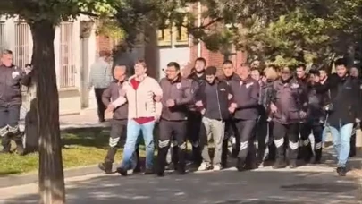 Anadolu Üniversitesi’nde Öğrencilere ÖGB ve Sivil Polis Müdahalesi