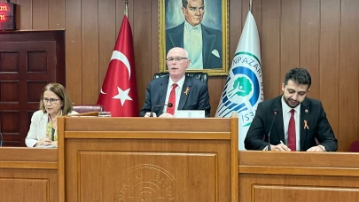 CHP’li Emre Genç’ten sert çıkış:“ Hukuk birilerine göre değil, herkese göre işlemeli”