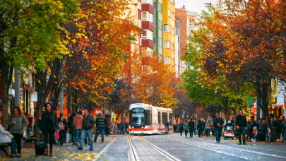 Meteorolojiden Uyarı: Eskişehir ve Çevresinde Sıcaklıklar Mevsim Normallerini Aşıyor
