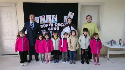 Hayırseverin Mont Yardımı Bilecikli Öğrencilerin Yüzünü Güldürdü