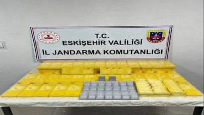 Eskişehir’de Kaçak Ürün Operasyonu: Hap, Tütün Ürünü ve Ateşli Silah Ele Geçirildi