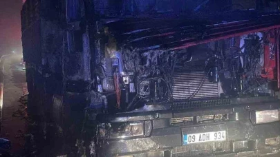 Bilecik-Osmaneli Karayolunda alev alan tır kül oldu