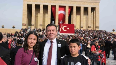 Sivrihisar Belediyesi Atatürk'ü anmak için Anıtkabir'i ziyaret etti