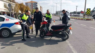 Tavşanlı’da Motosikletle Otomobil Çarpıştı: 1 Yaralı