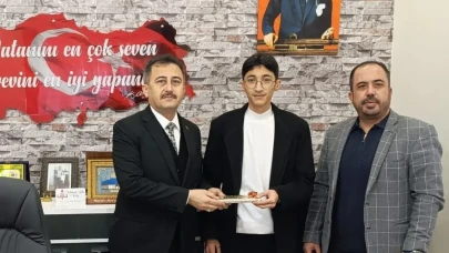 Bolvadinli Öğrenci Genç Hatipler Yarışmasında İkinci Oldu