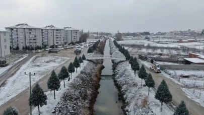 İnönü’de Mevsimin İlk Karı Sevinçle Karşılandı