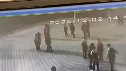 Eskişehir’de öğretmen Heimlich manevrasıyla öğrenciyi kurtardı: O anlar kameralarda