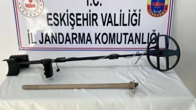 Eskişehir’de İzinsiz Kazı Yapan Şüpheli Suçüstü Yakalandı