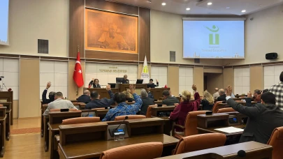 Tepebaşı Meclisi'nde Kent Berberi 2026 Tarifesi Kabul Edildi