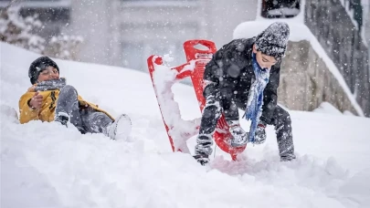Eskişehir'de Eğitime Kar Engeli Geldi, 1 Gün Ara Verildi