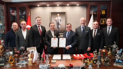 Tepebaşı ve Altıeylül Arasında Kardeş Şehir Protokolü İmzalandı