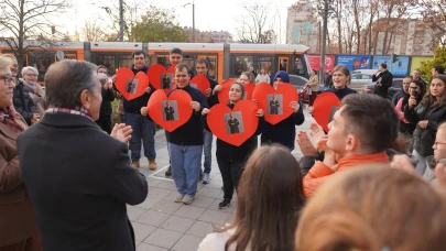 Tepebaşı’nda Özel Bireylerin “Farklı ve Özel” Karma Sergisi Açıldı