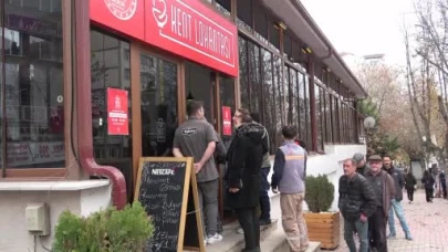 Şehit İlhan Ongan’ın Anısına Bilecik’te 3 Bin Kişiye Ücretsiz Yemek Dağıtıldı