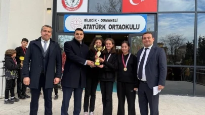 Osmaneli’nde Masa Tenisi Başarısı Ödüllendirildi