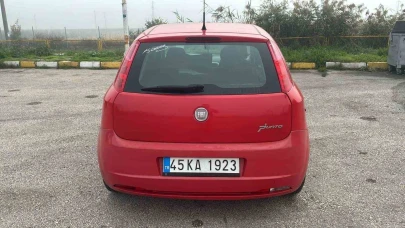 Bilecik’te Jandarmanın Trafik Denetiminde Hacizli Araç Yakalandı