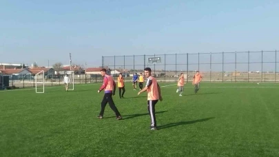 Mahmudiye’de Futbol Seçmelerinde Gençler Yeteneklerini Konuşturdu
