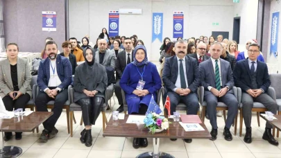 Eskişehir’de genç kadınlara dijital güvenlik eğitimi: WomBound projesi tanıtıldı
