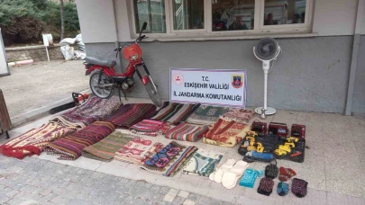 Mezarcı kılığındaki hırsızlar 20 evden hırsızlık yaptı