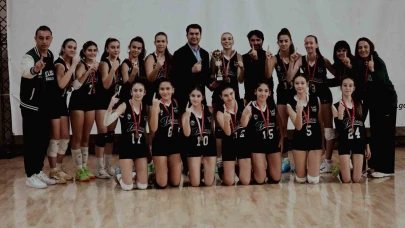 Eskişehir’de 'Yıldız Kızlar Voleybol Müsabakaları' Sona Erdi