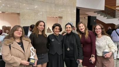 Bilecik Şeyh Edebali Üniversitesi Seramik Öğrencileri Ödüllerle Döndü