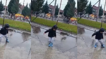 Tavşanlı’da kontrolden çıkan otomobil ağaca çarptı: 2 yaralı